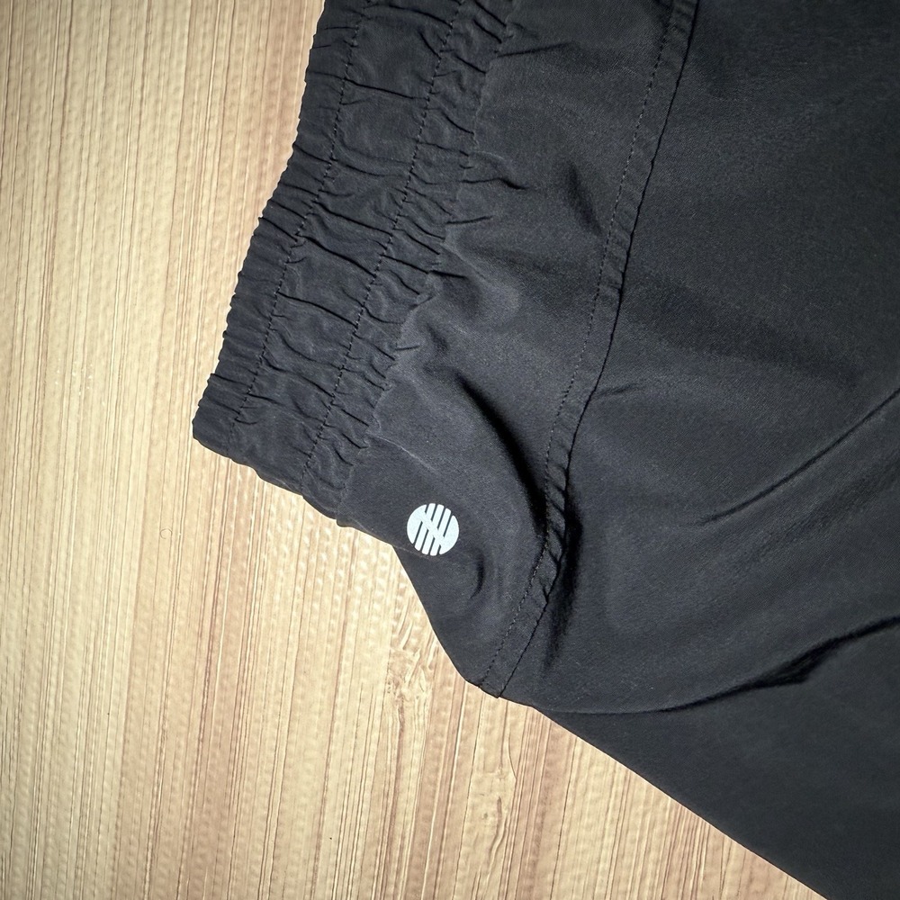 Z by Zella Women's Size X-Large Black W/Pockets Take a Hike Athletic Shorts - Picture 5 of 9